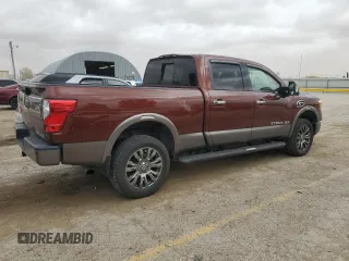 2017 Nissan Titan XD SV with VIN 1N6BA1F47HN524439, listed as a Copart auction lot 78552924 with 139,696 mi miles and Salvage Title. Bid and sale history available at carsss.com. Image 3.