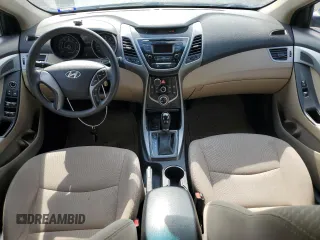 2016 Hyundai Elantra SE z VIN 5NPDH4AE6GH785732, wystawiony jako Copart lot #61589655 z przebiegiem 128 143 mil mil oraz Czysty tytuł • Clean title. Historia ofert i sprzedaży dostępna na DreamBid. Obrazek 8.