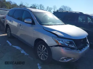 2016 Nissan Pathfinder SV with VIN 5N1AR2MN4GC612265, listed as a IAAI auction lot 41394396 with 101,798 mi miles. Bid and sale history available at carsss.com. Image 1.