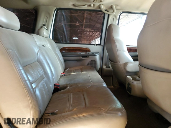 2001 Ford Excursion Limited с VIN 1FMSU43F71EA23909, выставлен на аукционе Copart как лот 49962255 с пробегом 252 585 миль миль и Списание • Salvage title. История ставок и продаж доступна на DreamBid. Изображение 11.