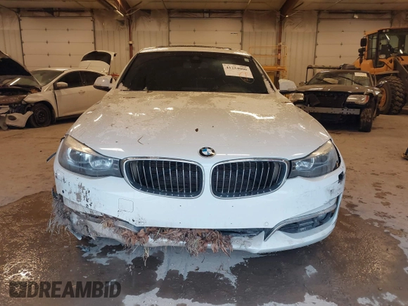 2016 BMW 3 Series GT 328i xDrive with VIN WBA8Z5C54GG500965, listed as a IAAI auction lot 41254000 with 115,672 mi miles. Bid and sale history available at carsss.com. Image 12.