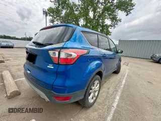 2017 Ford Escape SE with VIN 1FMCU0GD5HUD23115, listed as a Copart auction lot 55538605 with 140,633 mi miles and Clean Title. Bid and sale history available at carsss.com. Image 4.
