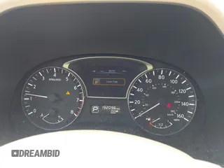 2013 Nissan Pathfinder S with VIN 5N1AR2MM1DC678629, listed as a IAAI auction lot 42063115 with 192,096 mi miles. Bid and sale history available at carsss.com. Image 7.
