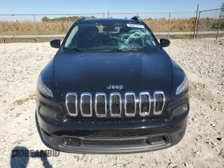 2018 Jeep Cherokee Latitude Plus with VIN 1C4PJLLXXJD557028, listed as a Copart auction lot 76671214 with 105,459 mi miles and Salvage Title. Bid and sale history available at carsss.com. Image 5.