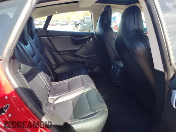 2018 Tesla Model S 75D with VIN 5YJSA1E26JF267619, listed as a Copart auction lot 54504865 with 62,733 mi miles and Salvage Title. Bid and sale history available at DreamBid. Image 10.