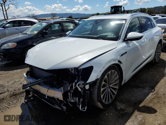 2019 Audi e-tron Prestige with VIN WA1VABGEXKB022962, listed as a Copart auction lot 46840743 with 22,368 mi miles. Bid and sale history available at carsss.com. Image 1.