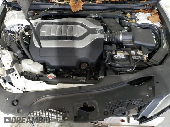2015 Acura RLX Tech Pkg with VIN JH4KC1F5XFC001090, listed as a Copart auction lot 88261555 with 0 mi miles and Salvage Title. Bid and sale history available at carsss.com. Image 12.