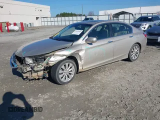2013 Honda Accord Sdn EX-L with VIN 1HGCR2F82DA137163, listed as a IAAI auction lot 41636283 with 216,743 mi miles. Bid and sale history available at carsss.com. Image 17.