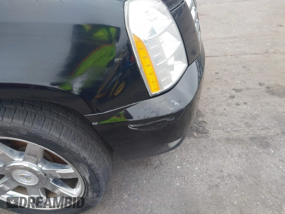 2011 Cadillac Escalade ESV Premium z VIN 1GYS3JEF6BR326994, wystawiony jako IAAI lot #41538648 z przebiegiem 159 768 mil mil oraz . Historia ofert i sprzedaży dostępna na DreamBid. Obrazek 6.