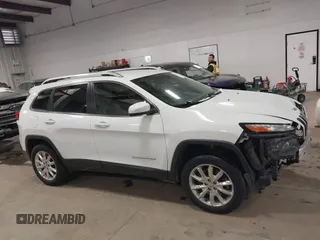 2017 Jeep Cherokee Limited with VIN 1C4PJMDS4HW505613, listed as a IAAI auction lot 41257420 with 91,967 mi miles and . Bid and sale history available at DreamBid. Image 13.