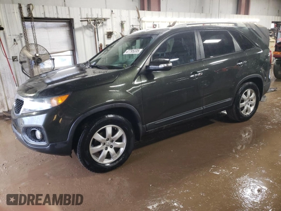 2012 Kia Sorento LX with VIN 5XYKT4A20CG293744, listed as a Copart auction lot 47795335 with 177,185 mi miles and Salvage Title. Bid and sale history available at carsss.com. Image 1.