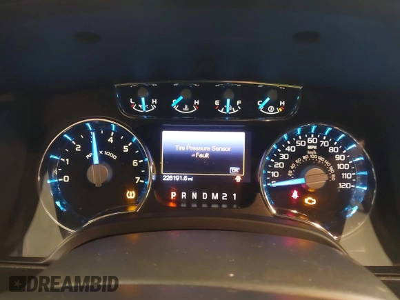 2012 Ford F-150 XL with VIN 1FTFW1CT8CFC77226, listed as a IAAI auction lot 41385304 with 226,191 mi miles. Bid and sale history available at carsss.com. Image 7.