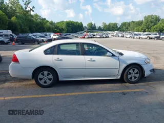 2011 Chevrolet Impala LT Fleet with VIN 2G1WG5EK8B1162844, listed as a IAAI auction lot 42636721 with 174,843 mi miles and . Bid and sale history available at DreamBid. Image 13.