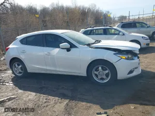 2018 Mazda Mazda3 5-Door Touring with VIN 3MZBN1L39JM203969, listed as a IAAI auction lot 41779693 with 73,548 mi miles. Bid and sale history available at carsss.com. Image 13.