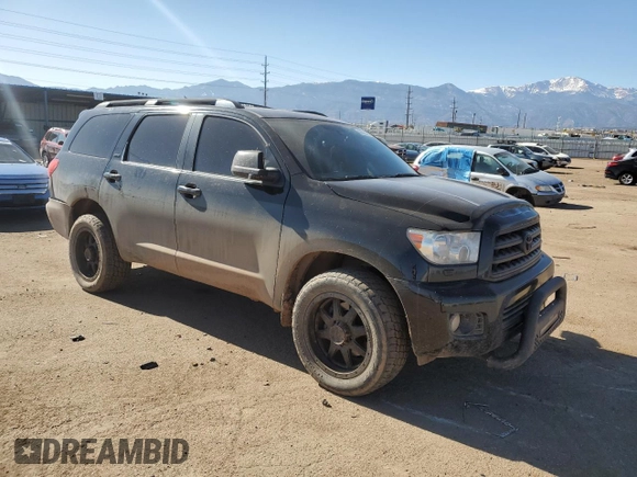 2011 Toyota Sequoia SR5 with VIN 5TDBY5G14BS045858, listed as a Copart auction lot 43820755 with 191,424 mi miles and Salvage Title. Bid and sale history available at carsss.com. Image 4.