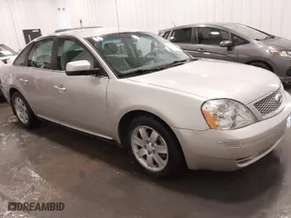 2007 Ford Five Hundred SEL with VIN 1FAHP24197G139080, listed as a IAAI auction lot 41880426 with 138,018 mi miles. Bid and sale history available at carsss.com. Image 1.