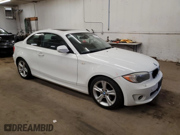 2013 BMW 1 Series 128i with VIN WBAUP7C55DVP24897, listed as a Copart auction lot 85281374 with 151,286 mi miles and Salvage Title. Bid and sale history available at carsss.com. Image 4.