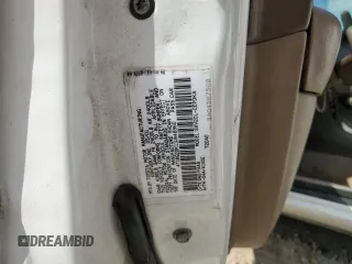 2001 Toyota Camry CE z VIN 4T1BG22K11U848960, wystawiony jako Copart lot #57259655 z przebiegiem 219 477 mil mil oraz Szkoda całkowita • Salvage title. Historia ofert i sprzedaży dostępna na DreamBid. Obrazek 12.