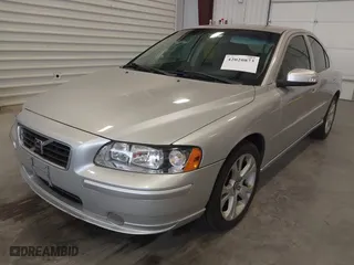 2009 Volvo S60 2.5T with VIN YV1RS592592733286, listed as a IAAI auction lot 42020873 with 129,880 mi miles. Bid and sale history available at carsss.com. Image 17.