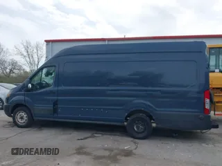 2019 Ford Transit z VIN 1FTYR3XM6KKB78621, wystawiony jako IAAI lot #41970802 z przebiegiem 56 170 mil mil oraz . Historia ofert i sprzedaży dostępna na DreamBid. Obrazek 14.