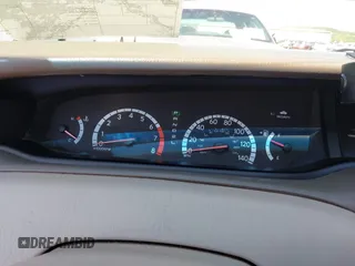 2001 Toyota Avalon XL z VIN 4T1BF28B21U145748, wystawiony jako IAAI lot #42251004 z przebiegiem 182 959 mil mil oraz . Historia ofert i sprzedaży dostępna na DreamBid. Obrazek 7.