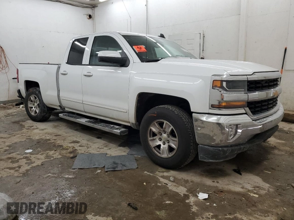 2017 Chevrolet Silverado 1500 LT with VIN 1GCRCREH7HZ127630, listed as a Copart auction lot 45418485 with 178,467 mi miles and Clean Title. Bid and sale history available at DreamBid. Image 4.