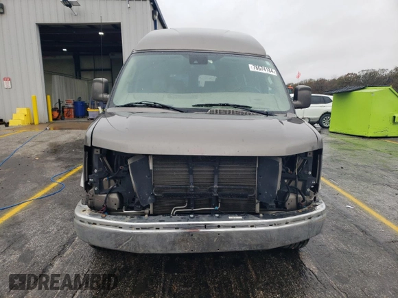 2019 Chevrolet Express Cargo z VIN 1GCWGBFG9K1233619, wystawiony jako Copart lot #78674184 z przebiegiem 102 580 mil mil oraz Szkoda całkowita • Salvage title. Historia ofert i sprzedaży dostępna na DreamBid. Obrazek 5.