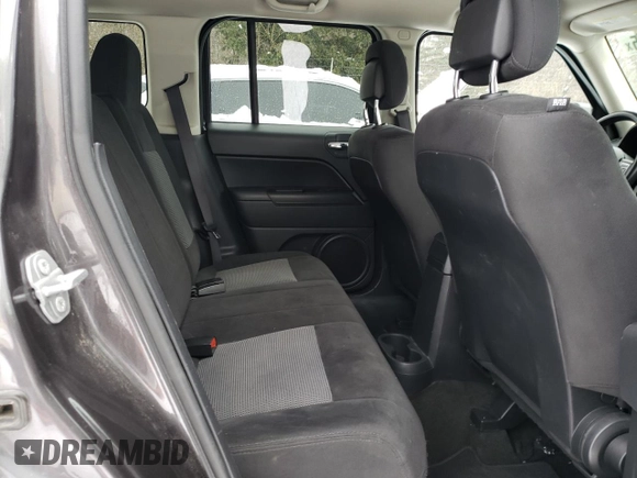 2017 Jeep Patriot Latitude with VIN 1C4NJPFB7HD131242, listed as a Copart auction lot 88113685 with 113,640 mi miles and Salvage Title. Bid and sale history available at DreamBid. Image 11.