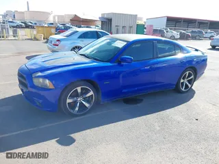 2013 Dodge Charger RT Max with VIN 2C3CDXCT6DH715161, listed as a IAAI auction lot 41722473 with 121,077 mi miles. Bid and sale history available at carsss.com. Image 17.