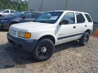 1998 Isuzu Rodeo with VIN 4S2CK58D3W4301606, listed as a IAAI auction lot 42453329 with 219,433 mi miles and . Bid and sale history available at DreamBid. Image 2.