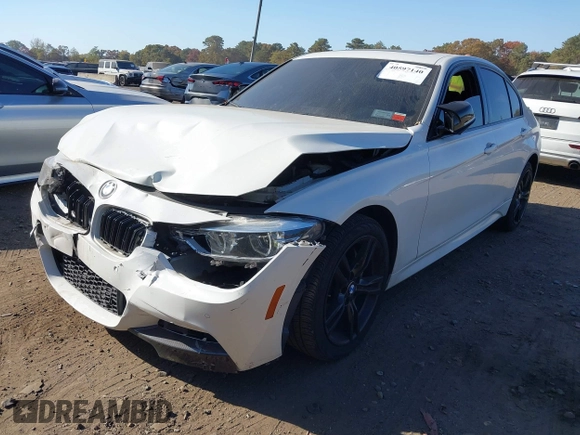 2018 BMW 3 Series 330i xDrive with VIN WBA8D9G55JNU67347, listed as a IAAI auction lot 40597140 with 68,557 mi miles. Bid and sale history available at carsss.com. Image 6.