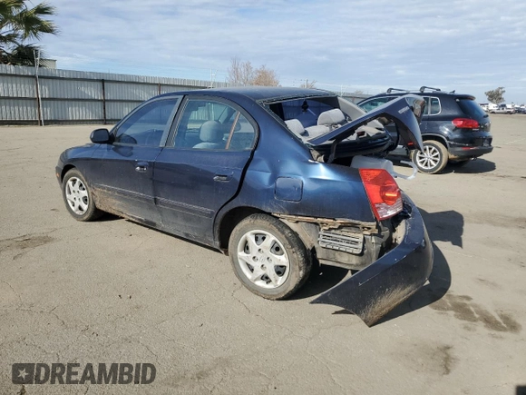 2004 Hyundai Elantra GLS z VIN KMHDN46D94U898709, wystawiony jako Copart lot #84770704 z przebiegiem 216 785 mil mil oraz Szkoda całkowita • Salvage title. Historia ofert i sprzedaży dostępna na DreamBid. Obrazek 2.