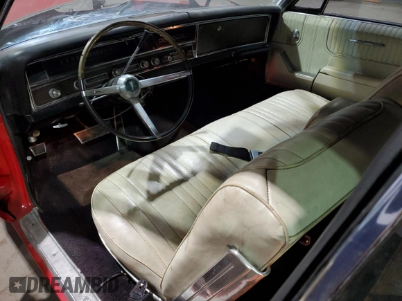 1967 Pontiac Bonneville z VIN 262677X151736, wystawiony jako Copart lot #53702455 z przebiegiem 55 561 mil mil oraz Czysty tytuł • Clean title. Historia ofert i sprzedaży dostępna na DreamBid. Obrazek 8.