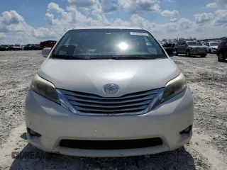 2015 Toyota Sienna XLE with VIN 5TDYK3DC0FS543020, listed as a Copart auction lot 61479225 with 221,814 mi miles and Salvage title. Bid and sale history available at DreamBid. Image 5.