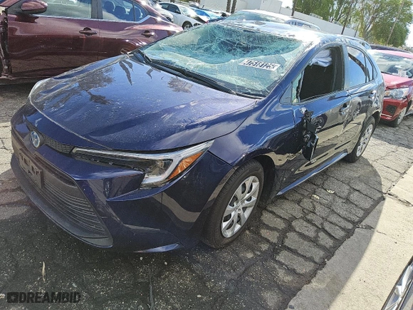 2024 Toyota Corolla Hybrid LE with VIN JTDBCMFE9RJ019552, listed as a Copart auction lot 47518125 with 28,209 mi miles and Clean Title. Bid and sale history available at carsss.com. Image 1.