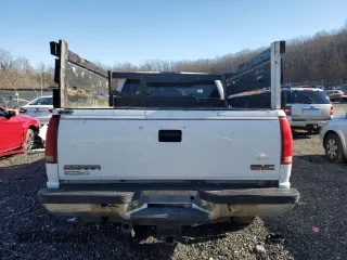 1998 GMC Sierra 1500 with VIN 2GTEK19M6W1546973, listed as a Copart auction lot 44362325 with 237,334 mi miles and Salvage Title. Bid and sale history available at DreamBid. Image 10.
