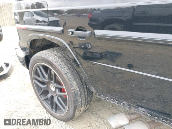 2019 Mercedes-Benz G 63 AMG with VIN WDCYC7HJ2KX309764, listed as a IAAI auction lot 41937326 with 38,179 mi miles and . Bid and sale history available at DreamBid. Image 20.