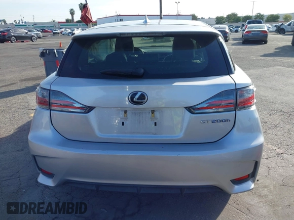 2015 Lexus CT 200h z VIN JTHKD5BH8F2224030, wystawiony jako IAAI lot #41624510 z przebiegiem 95 176 mil mil oraz . Historia ofert i sprzedaży dostępna na DreamBid. Obrazek 16.