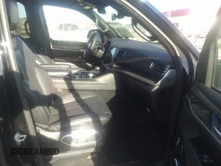 2024 Jeep Wagoneer Series II с VIN 1C4SJSBP0RS144662, выставлен на аукционе IAAI как лот 42298580 с пробегом 32 993 миль миль и . История ставок и продаж доступна на DreamBid. Изображение 5.