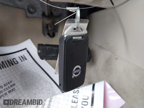2015 Volvo S60 T5 Drive-E Premier с VIN YV140MFK3F1351631, выставлен на аукционе IAAI как лот 41558911 с пробегом 144 457 миль миль и . История ставок и продаж доступна на DreamBid. Изображение 11.