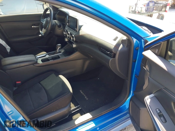 2020 Nissan Sentra SR z VIN 3N1AB8DV3LY221382, wystawiony jako IAAI lot #42063998 z przebiegiem 115 852 mil mil oraz . Historia ofert i sprzedaży dostępna na DreamBid. Obrazek 5.