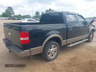 2006 Ford F-150 XLT z VIN 1FTPW12V26KE01817, wystawiony jako IAAI lot #42097540 z przebiegiem 163 440 mil mil oraz . Historia ofert i sprzedaży dostępna na DreamBid. Obrazek 4.
