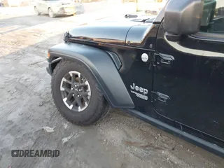 2020 Jeep Wrangler Unlimited Sport S z VIN 1C4HJXDN9LW322426, wystawiony jako IAAI lot #41138988 z przebiegiem 70 261 mil mil oraz . Historia ofert i sprzedaży dostępna na DreamBid. Obrazek 6.