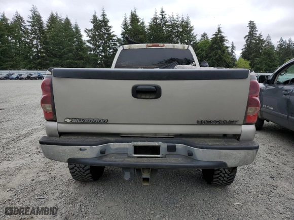 2005 Chevrolet Silverado 2500HD LS with VIN 1GCHK23U65F973475, listed as a Copart auction lot 58332074 with 0 mi miles and Salvage Title. Bid and sale history available at carsss.com. Image 6.