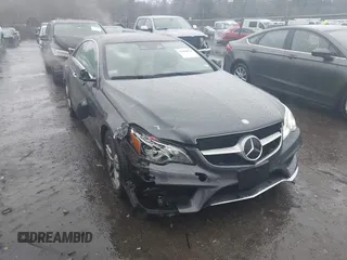 2016 Mercedes-Benz E-Class E 400 with VIN WDDKJ6HB7GF346591, listed as a IAAI auction lot 41040950 with 98,169 mi miles. Bid and sale history available at carsss.com. Image 12.