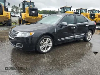 2011 Lincoln MKZ z VIN 3LNHL2GCXBR767505, wystawiony jako Copart lot #59023605 z przebiegiem 161 249 mil mil oraz Szkoda całkowita • Salvage title. Historia ofert i sprzedaży dostępna na DreamBid. Obrazek 1.