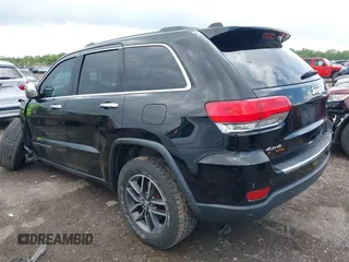 2018 Jeep Grand Cherokee Limited z VIN 1C4RJFBG4JC240864, wystawiony jako IAAI lot #42377793 z przebiegiem 112 848 mil mil oraz . Historia ofert i sprzedaży dostępna na DreamBid. Obrazek 3.