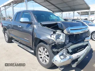 2016 Toyota Tundra Limited z VIN 5TFSY5F16GX200526, wystawiony jako IAAI lot #42321844 z przebiegiem 151 205 mil mil oraz . Historia ofert i sprzedaży dostępna na DreamBid. Obrazek 1.
