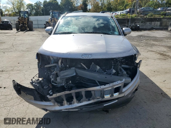2015 Jeep Compass Latitude with VIN 1C4NJCEB5FD120196, listed as a Copart auction lot 75177614 with 28,889 mi miles and Salvage Title. Bid and sale history available at carsss.com. Image 5.