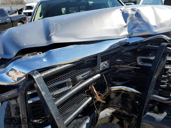 2019 Ram 2500 Tradesman with VIN 3C6UR5CL5KG705523, listed as a Copart auction lot 46931235 with 73,673 mi miles and Salvage Title. Bid and sale history available at carsss.com. Image 11.